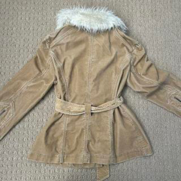 Tan corduroy y2k faux fur belted jacket - Picture 4 of 5